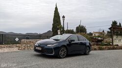 Toyota Corolla sedan facelift (2023)