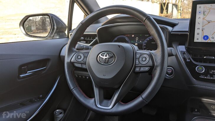 Toyota Corolla TS facelift (2023)