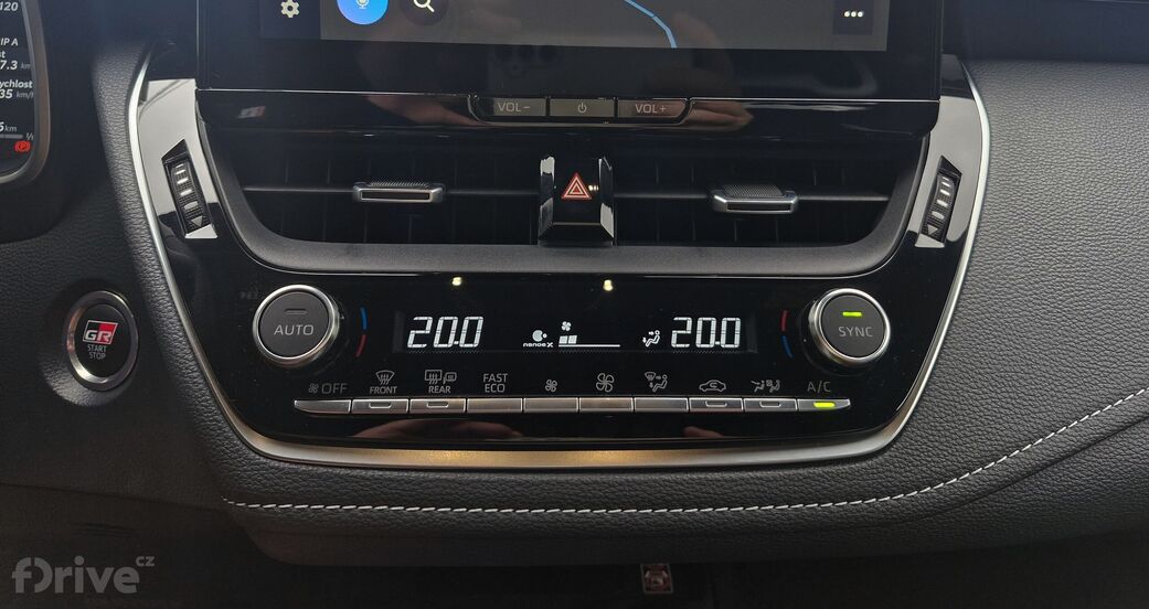 Toyota Corolla TS facelift (2023)