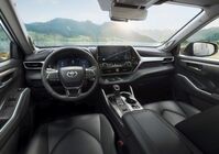 Toyota Highlander (2023)