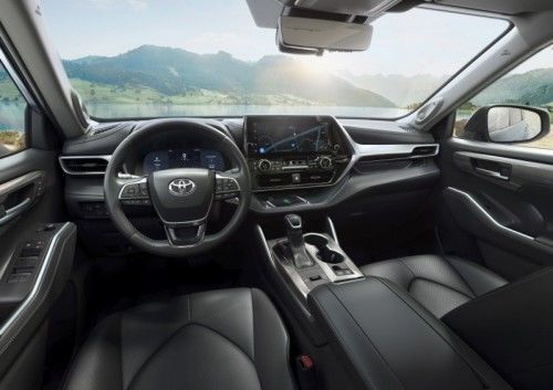 Toyota Highlander (2023)