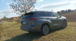 Toyota Highlander Hybrid (2021)