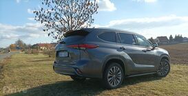 Toyota Highlander Hybrid (2021)