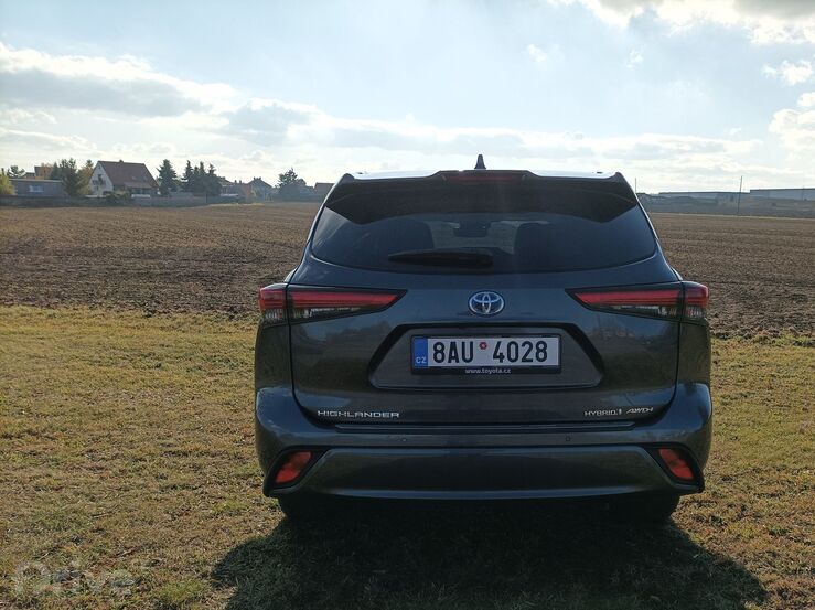 Toyota Highlander Hybrid (2021)