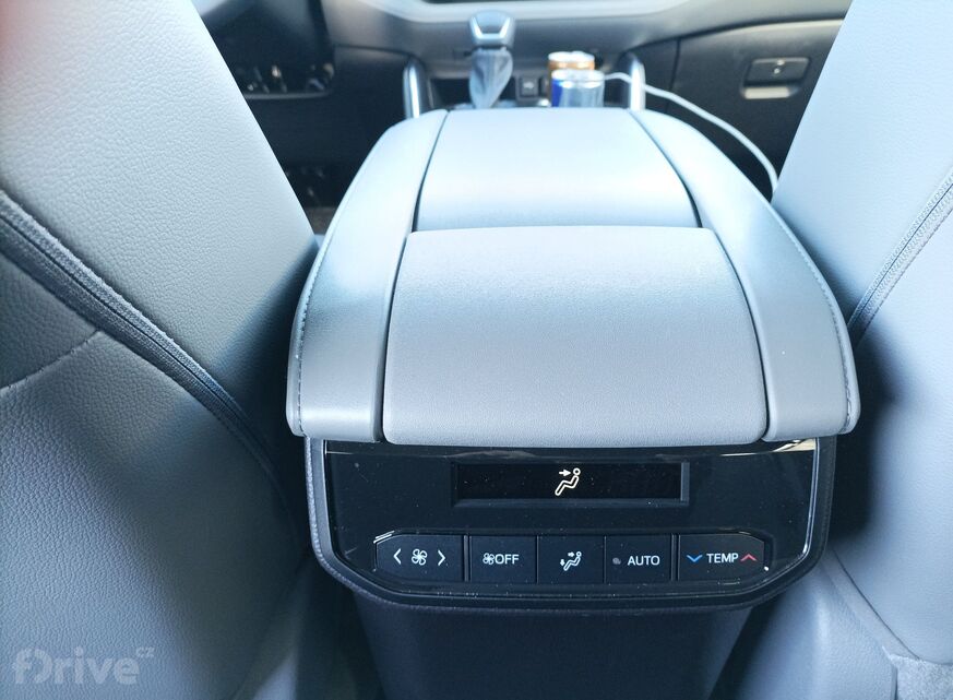 Toyota Highlander Hybrid (2021)