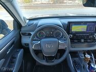 Toyota Highlander Hybrid (2021)