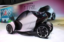 Toyota i-Tril