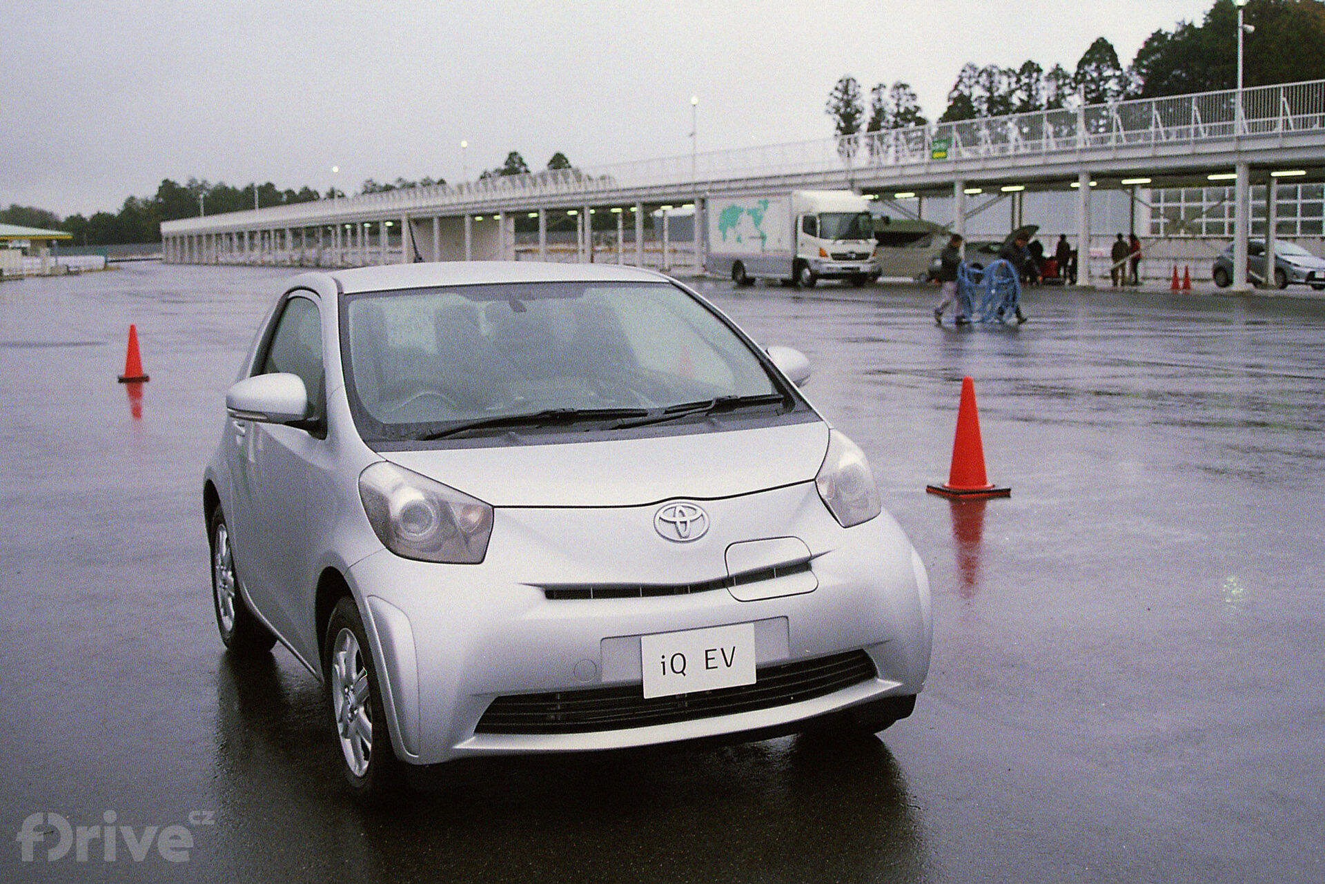 Toyota iQ-EV