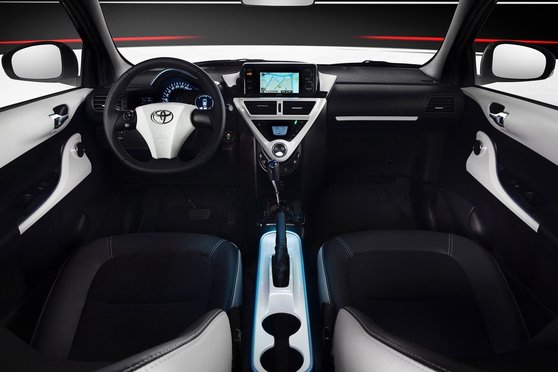 Toyota iQ EV (2012)