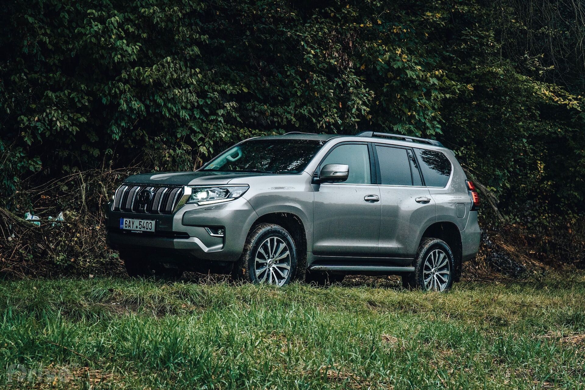 Toyota Land Cruiser (2019)