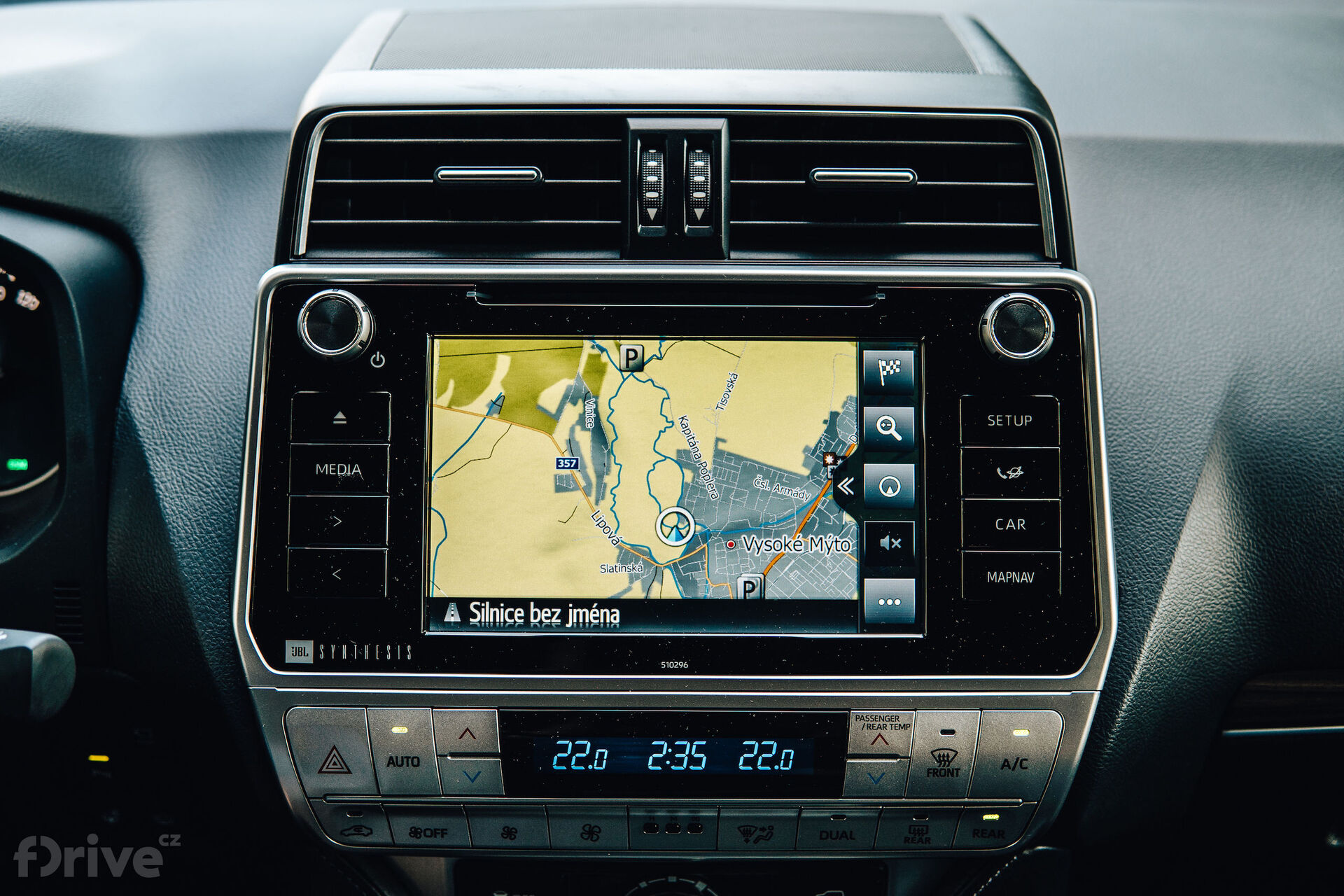 Toyota Land Cruiser (2019)