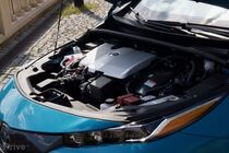 Toyota Prius Plug-in Hybrid (2015)