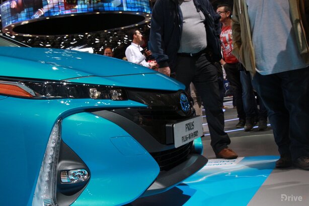 Toyota Prius Plug-in Hybrid (2016)