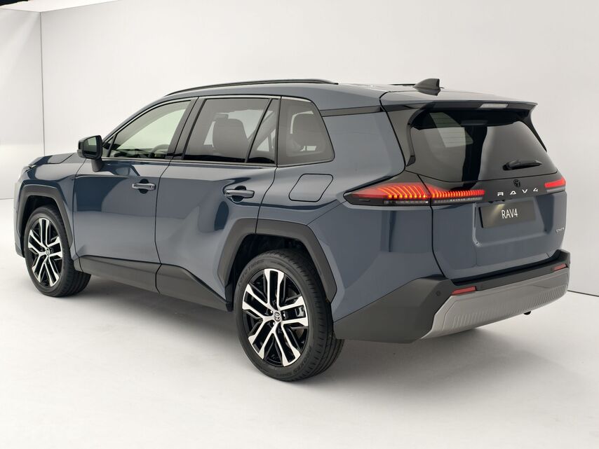 Toyota RAV4 (2025)