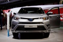 Toyota RAV4 Hybrid (2015)