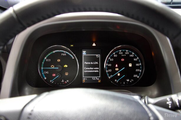 Toyota RAV4 Hybrid (2015)