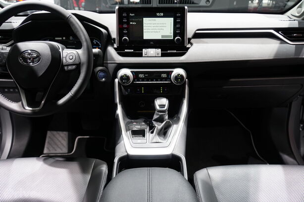 Toyota RAV4 Hybrid (2019)