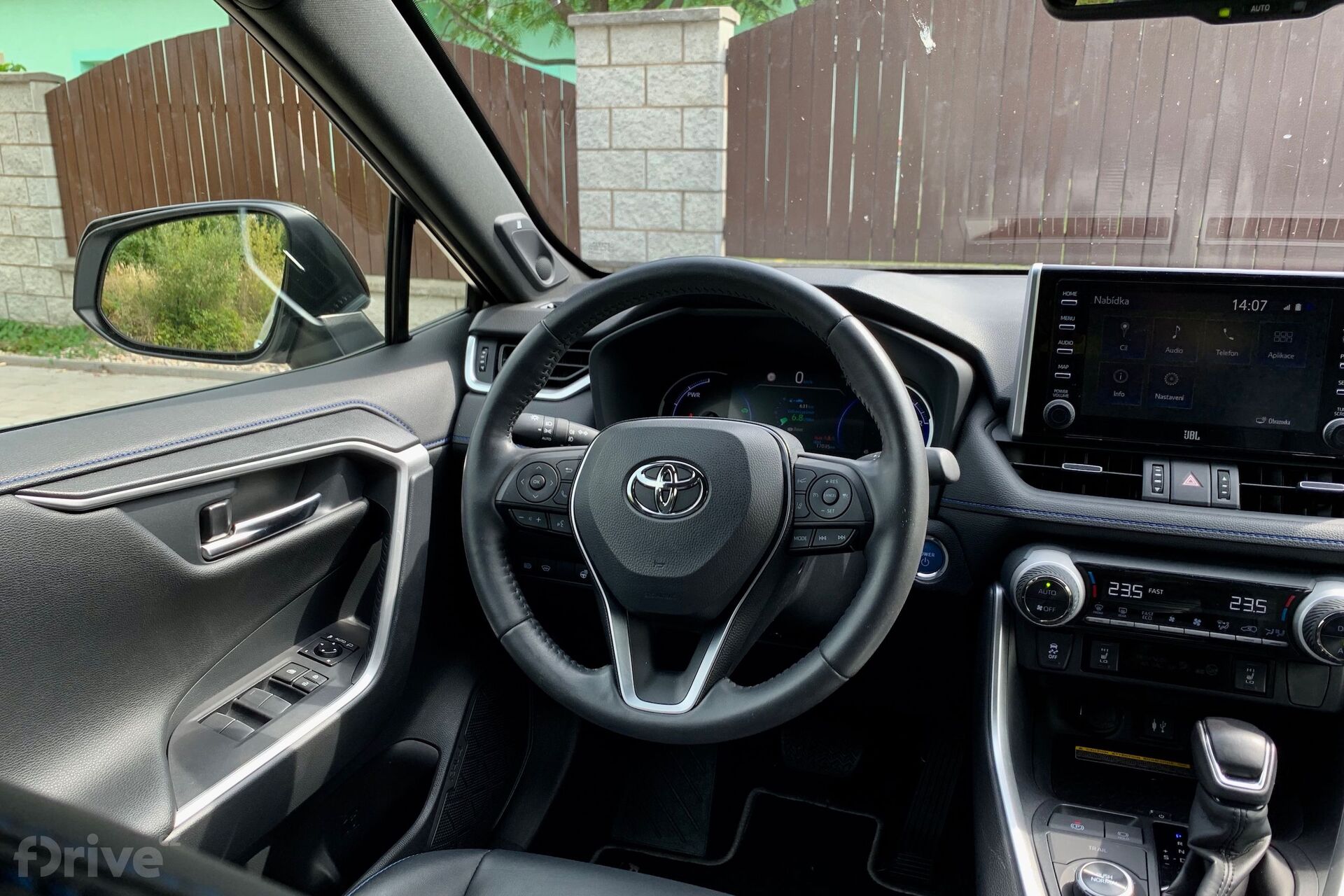 Toyota RAV4 Hybrid (2019)