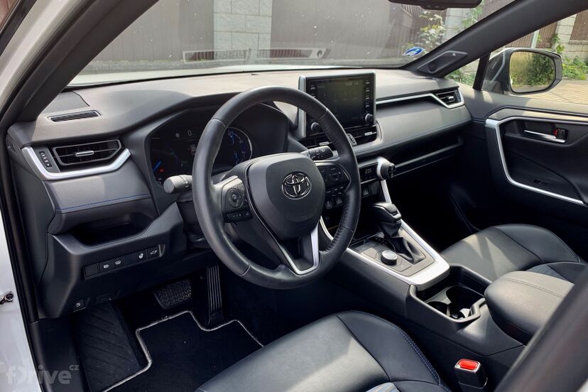 Toyota RAV4 Hybrid (2019)