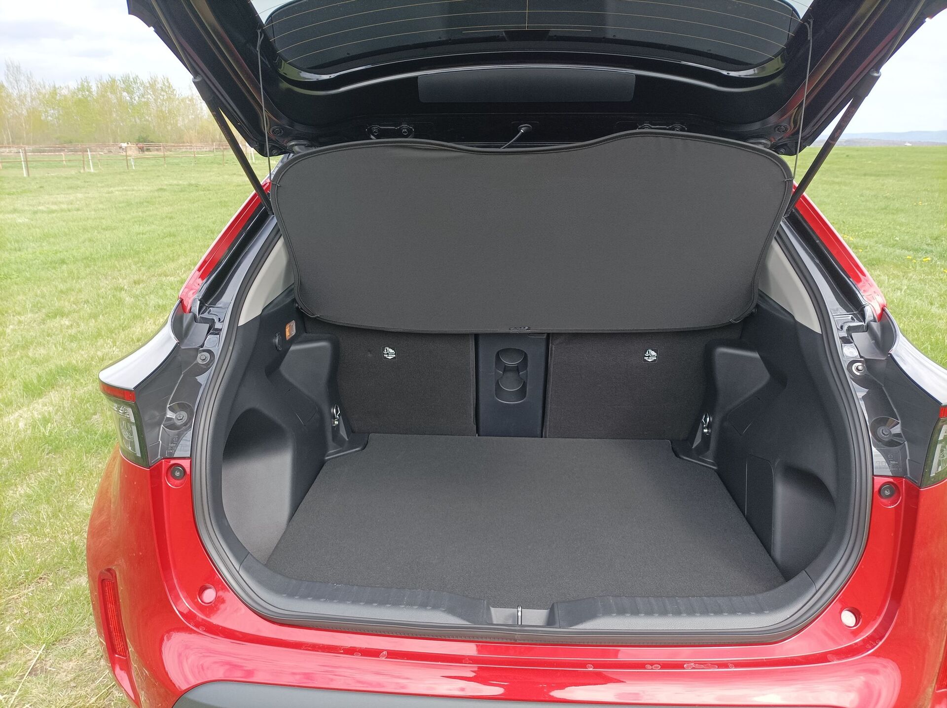 Toyota Yaris Cross Hybrid 4×4 Adventure