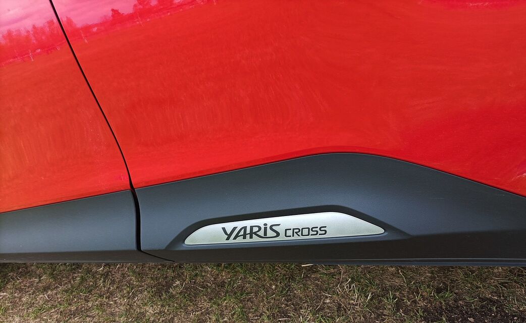 Toyota Yaris Cross Hybrid 4×4 Adventure