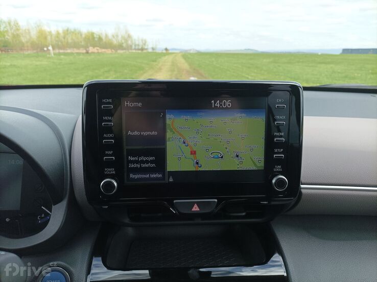 Toyota Yaris Cross Hybrid 4×4 Adventure