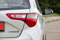 Toyota Yaris Hybrid (2011)