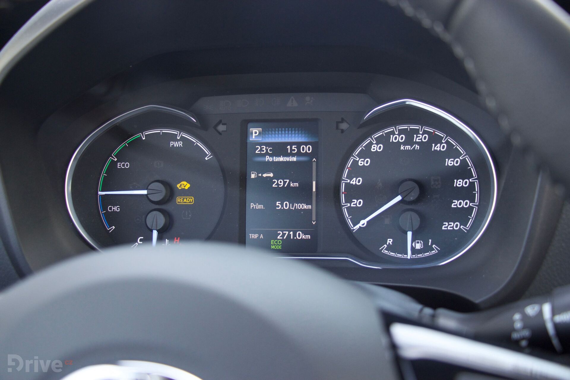 Toyota Yaris Hybrid (2011)