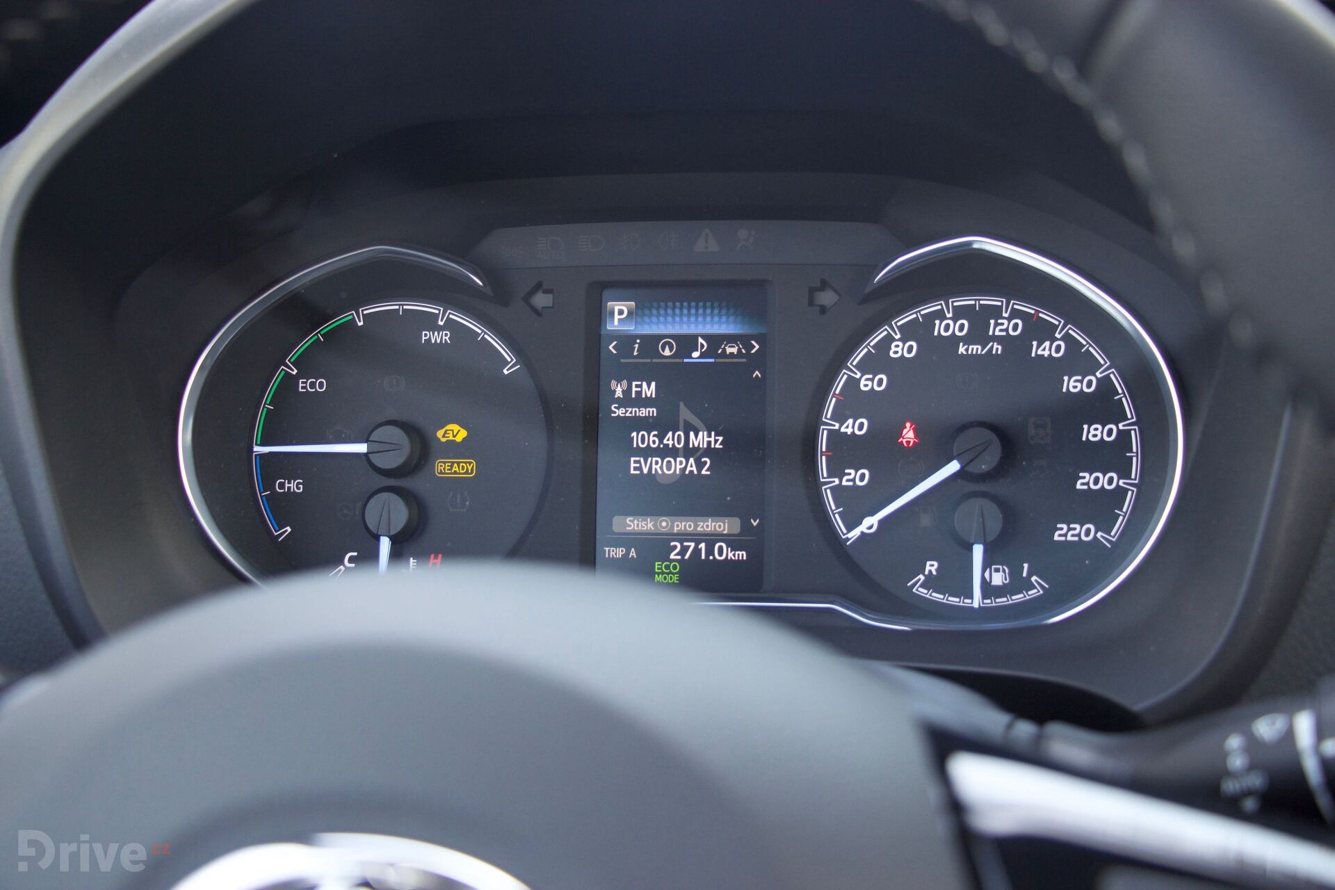 Toyota Yaris Hybrid (2011)