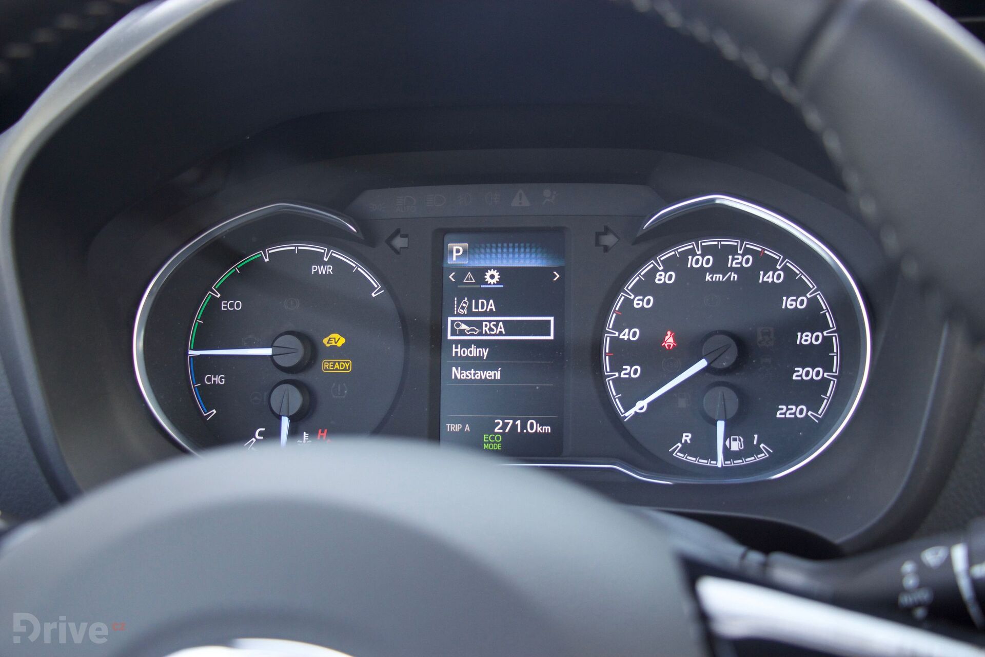 Toyota Yaris Hybrid (2011)