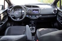 Toyota Yaris Hybrid (2011)