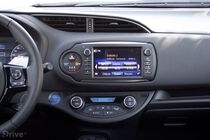 Toyota Yaris Hybrid (2011)