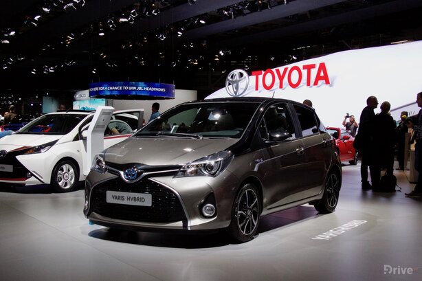 Toyota Yaris Hybrid (2011)