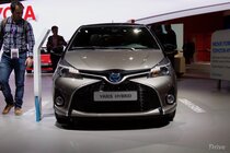 Toyota Yaris Hybrid (2011)