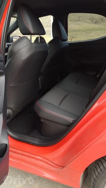 Toyota Yaris Hybrid (2020)