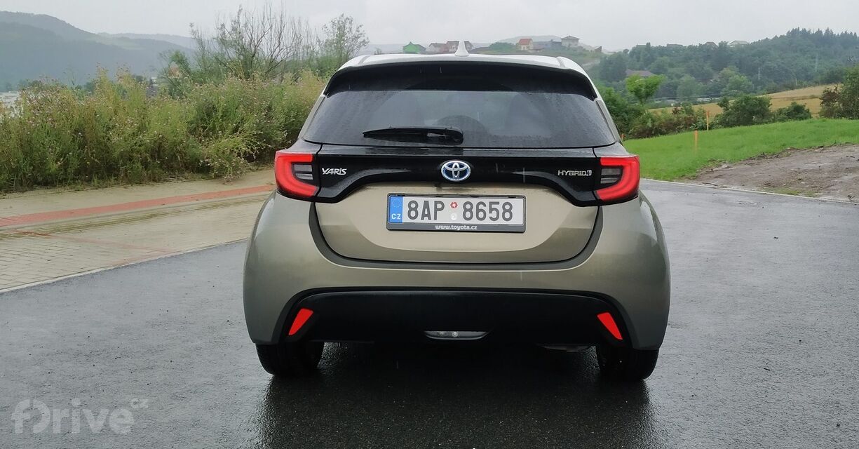 Toyota Yaris Hybrid Selection (2021)