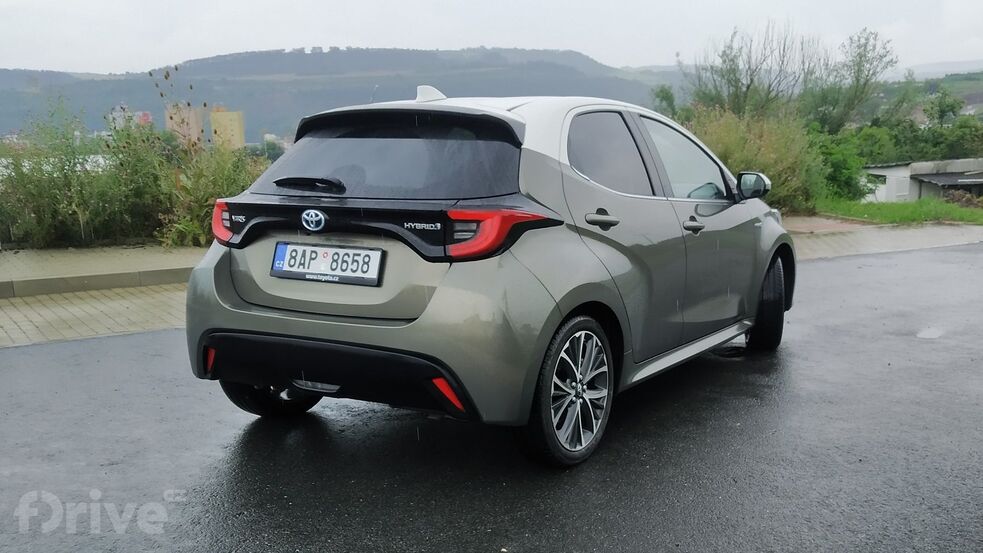 Toyota Yaris Hybrid Selection (2021)