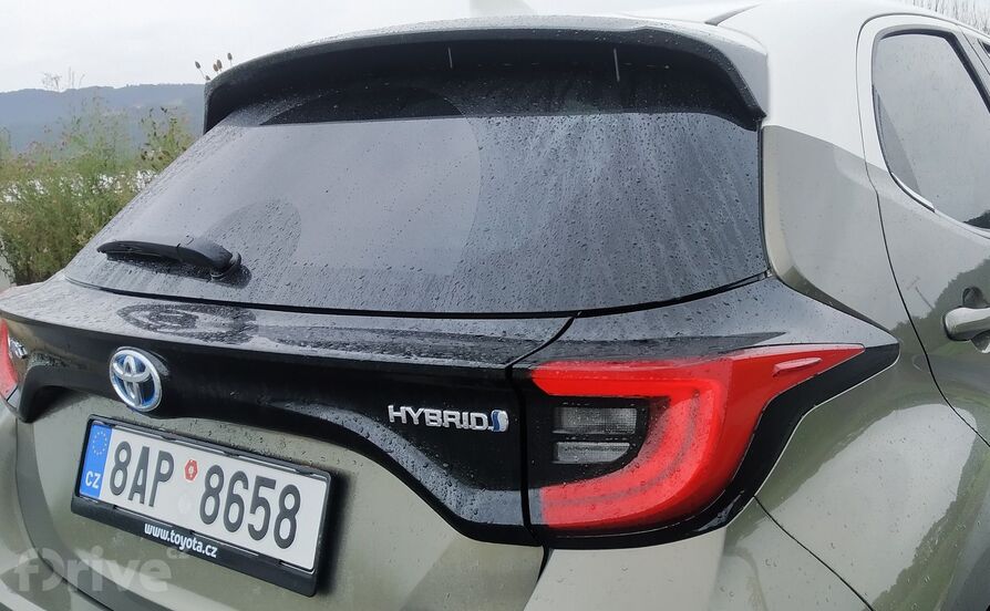 Toyota Yaris Hybrid Selection (2021)