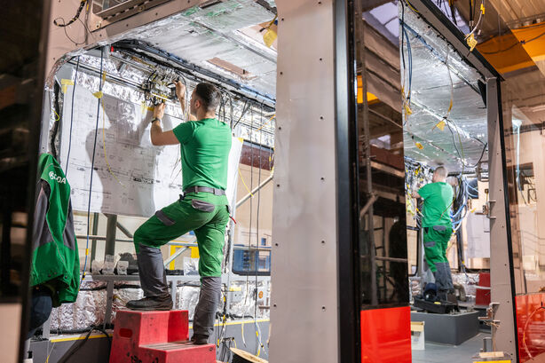 Tramvaj ForCity Plus 52T Praha