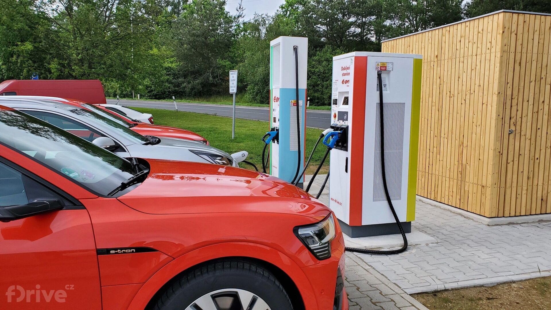 Ultrarychlá nabíjecí stanice E.ON na D5