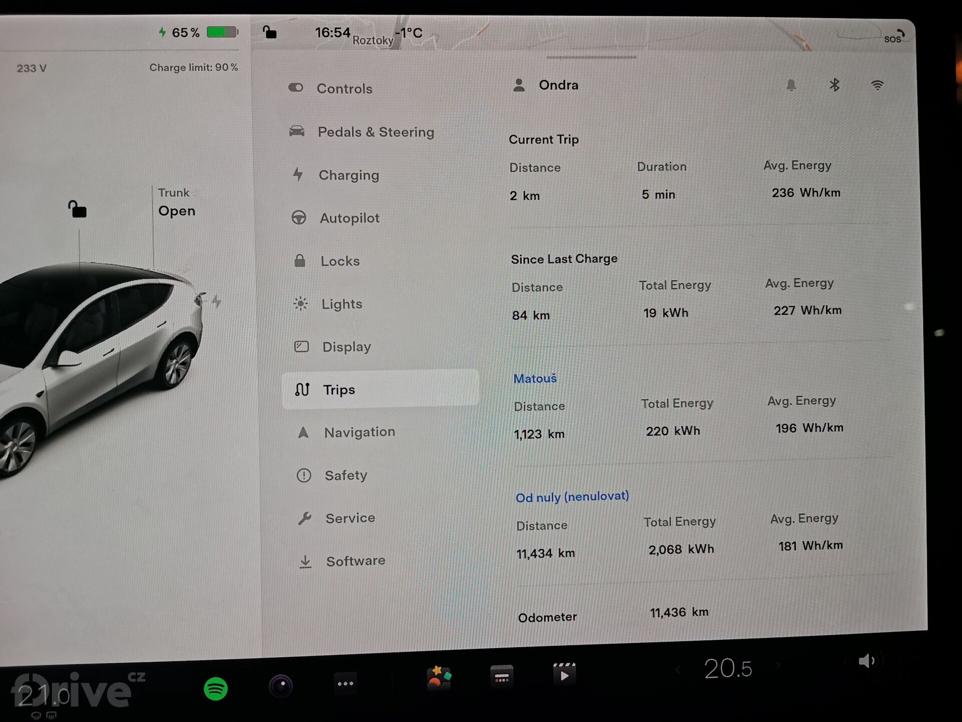 Vánoční update Tesla (2021)