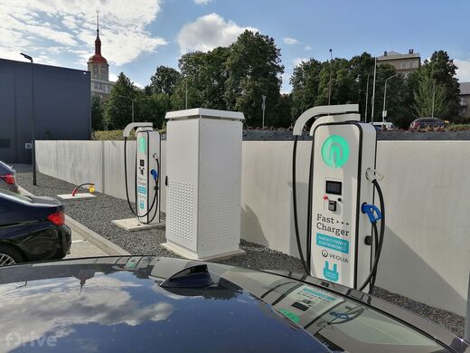 Veolia/Green24, Ostrava-Poruba, ul. Nad Porubkou, BMW Lex Auto