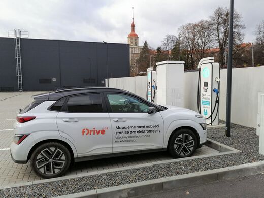Veolia/Green24, Ostrava-Poruba, ul. Nad Porubkou, BMW Lex Auto