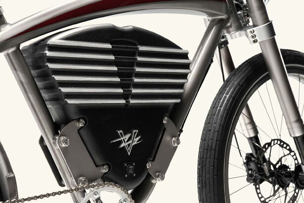 Vintage Electric - Tracker S