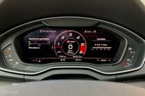 Virtual cockpit v Audi SQ5