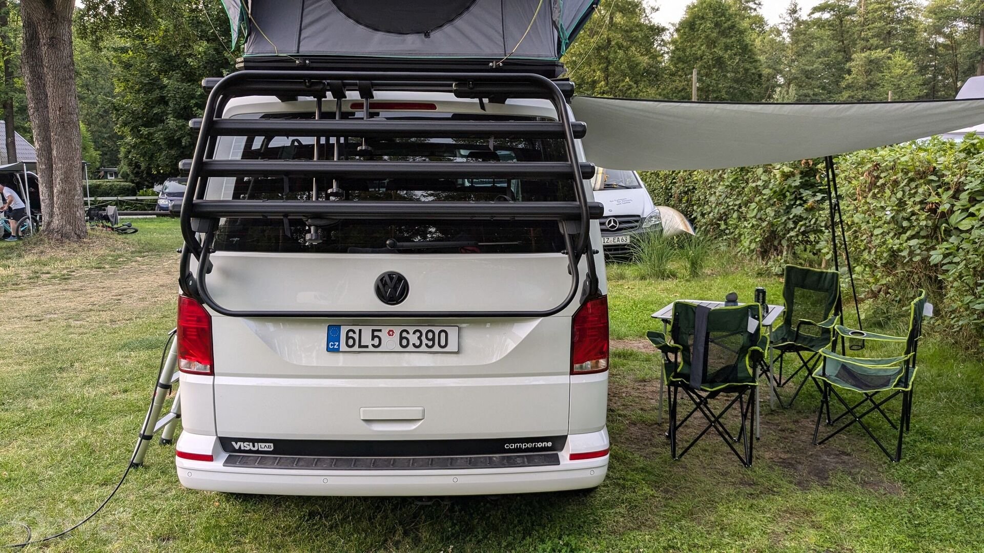 Visu Camper:one (přestavěný Volkswagen Transporter)