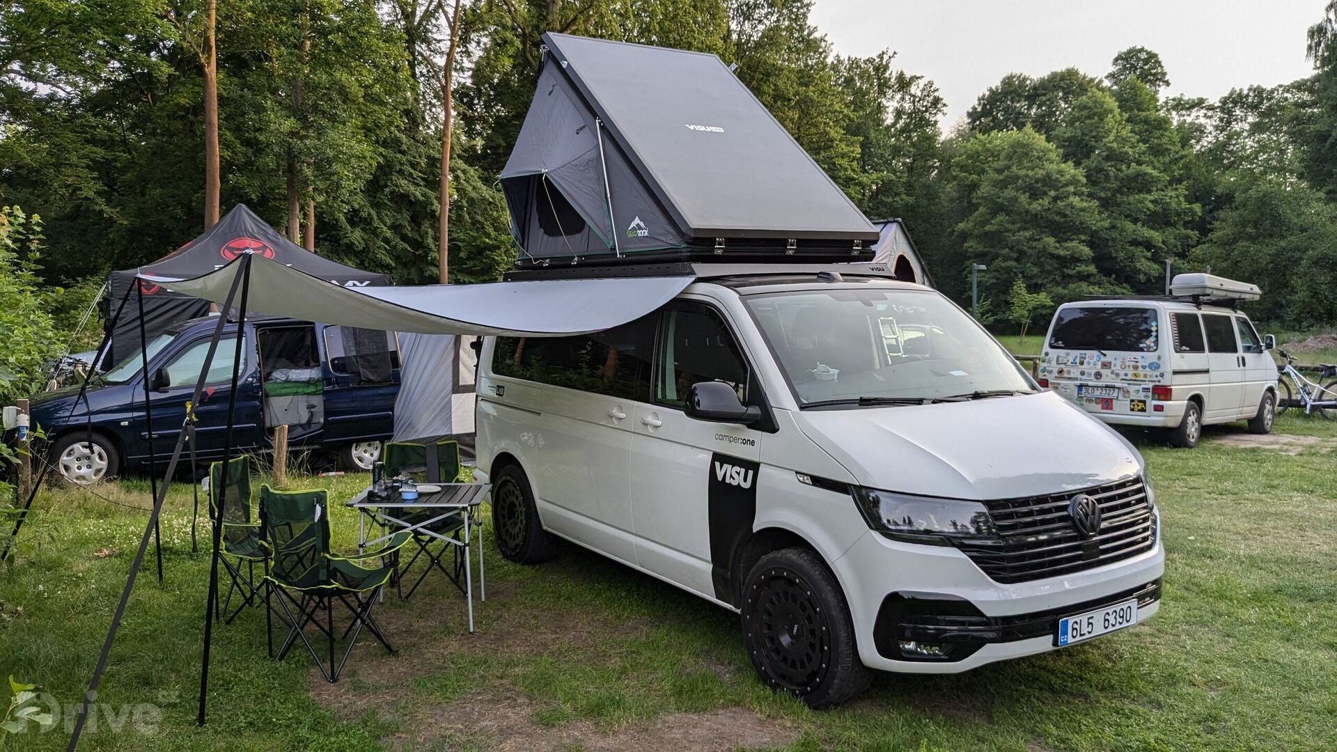 Visu Camper:one (přestavěný Volkswagen Transporter)