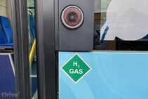 Vodíkový autobus TriHyBus