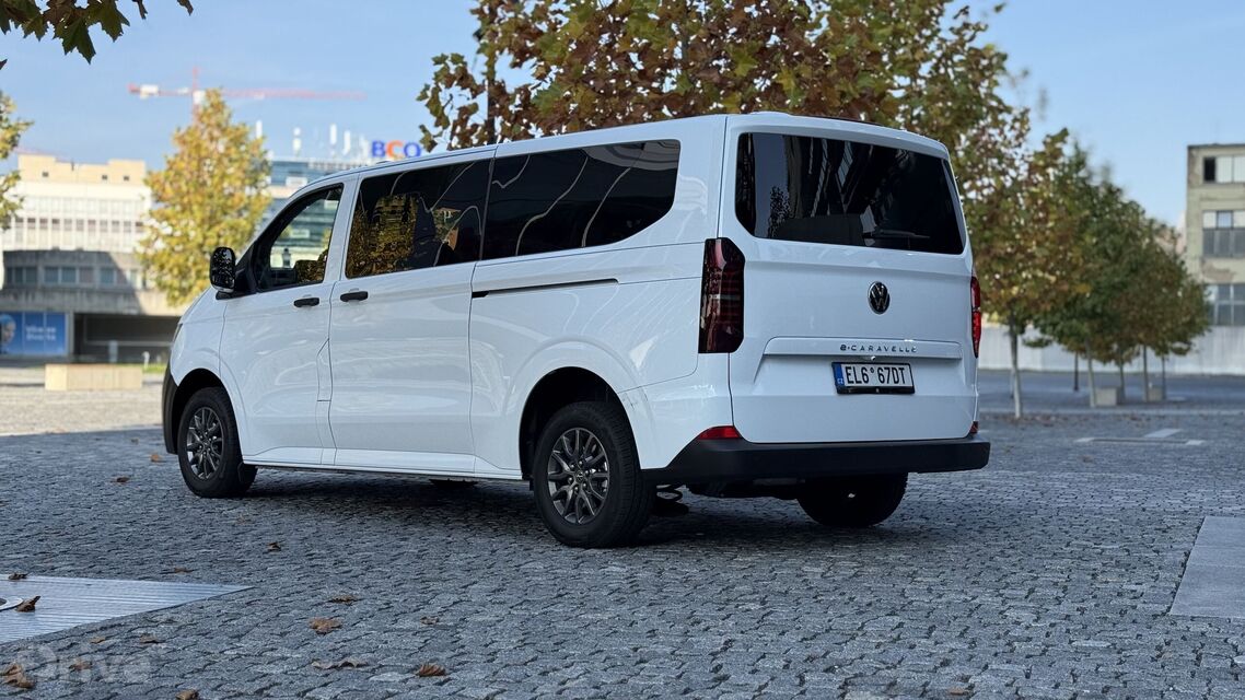 Volkswagen e-Caravelle (2024)