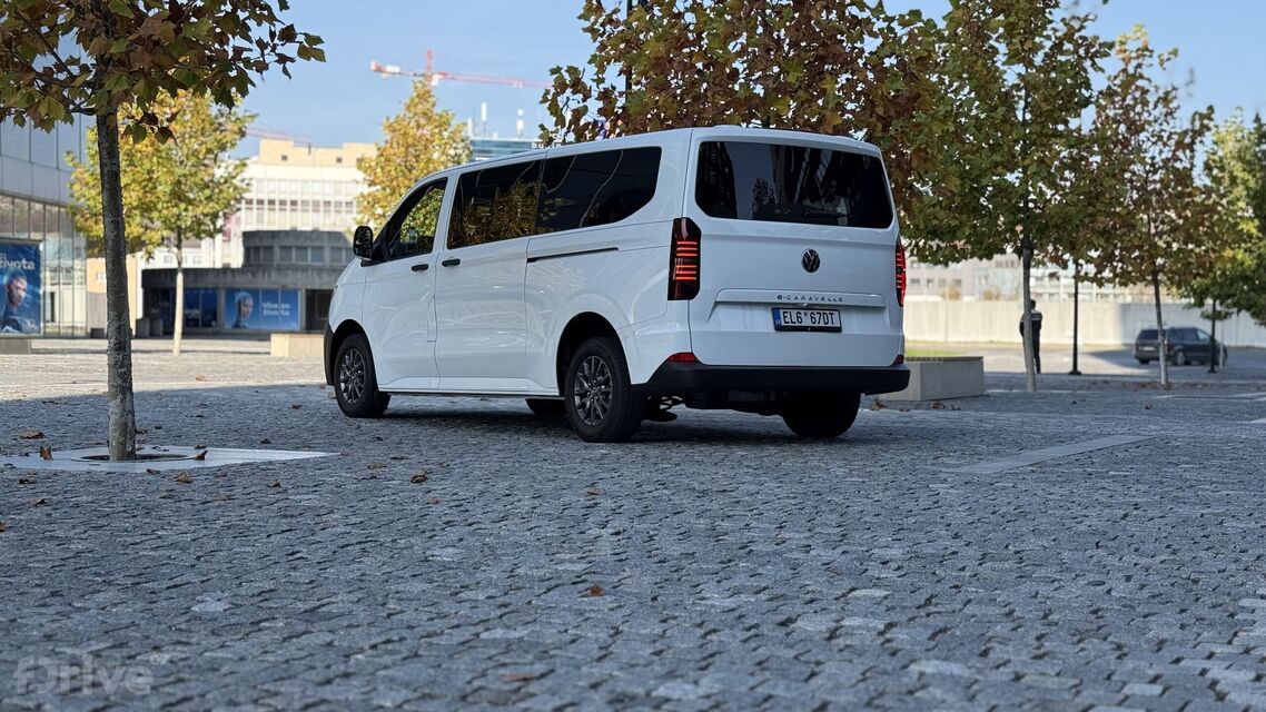 Volkswagen e-Caravelle (2024)